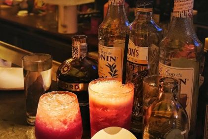 HERMIT WHISKY&COCKTAIL BAR