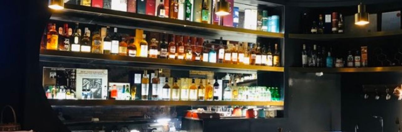 酒池酒吧WHISKY&COCKTAIL