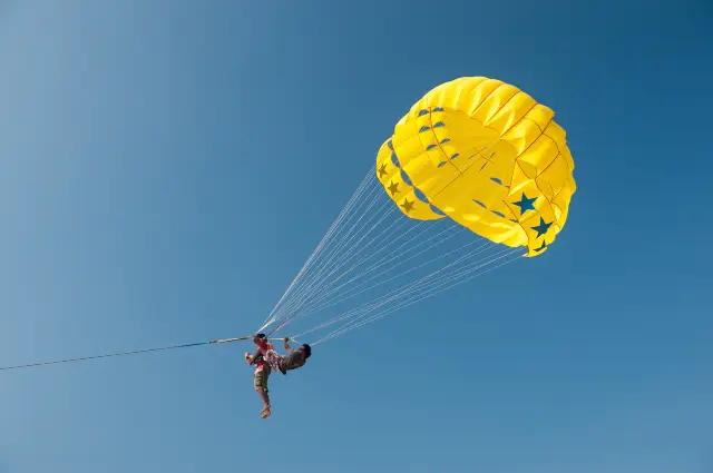 Parasailing in Phuket