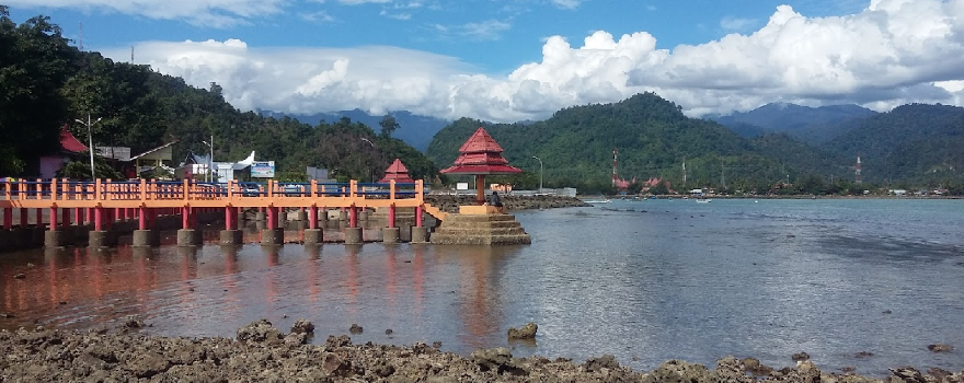 Pantai Carocok