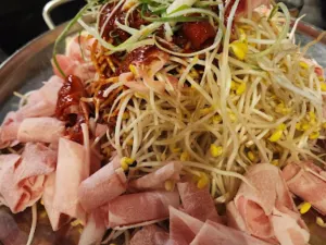 ungteori saenggogi - Hongdae (Korean bbq restaurant)