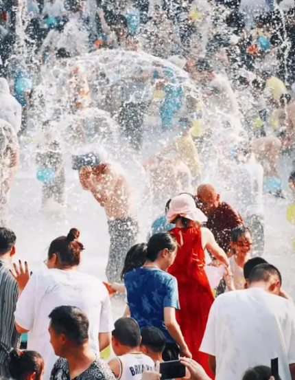 Baoding Water Splashing Festival | Baoding