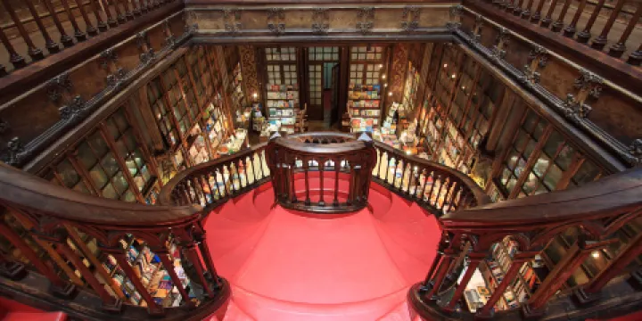 萊羅書店