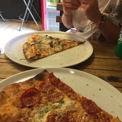 Roberta's 여행 사진