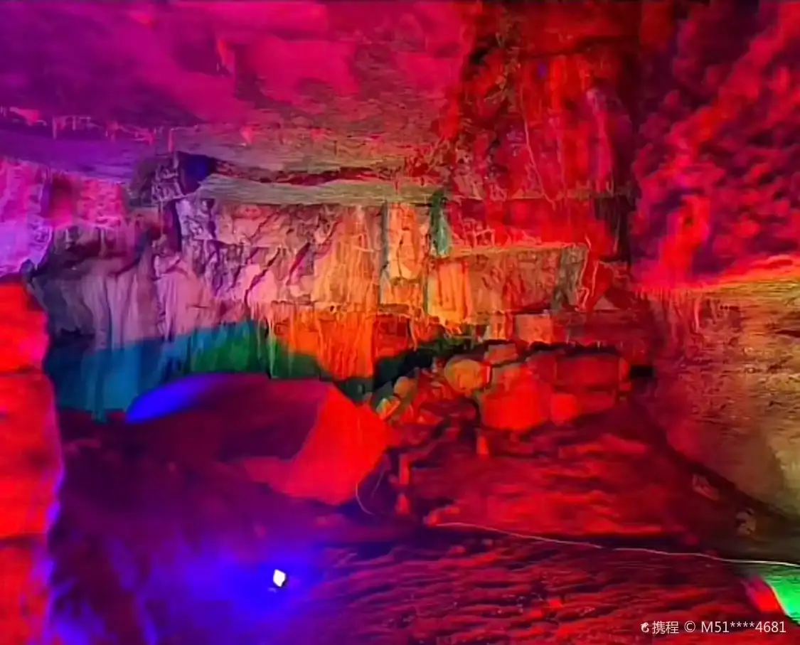 Hotels near Yiyuan Lingzhi Cave Scenic District