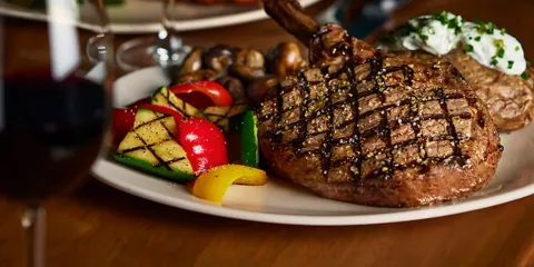 The Keg Steakhouse + Bar - Pointe Claire