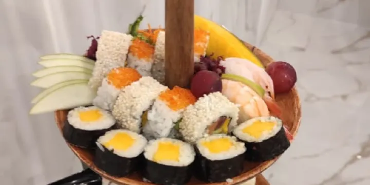 Corcoon Sushi & Poke LAB.