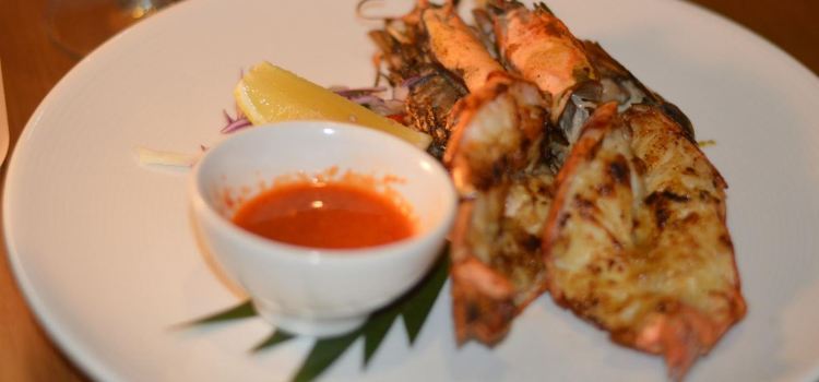 White Orchid Restaurant & Lounge