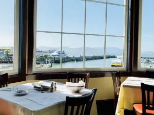 Top 10 Restaurants for Views & Experiences in San Francisco