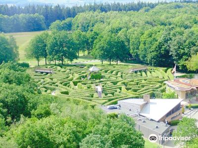 Labyrinth Three Countries Point