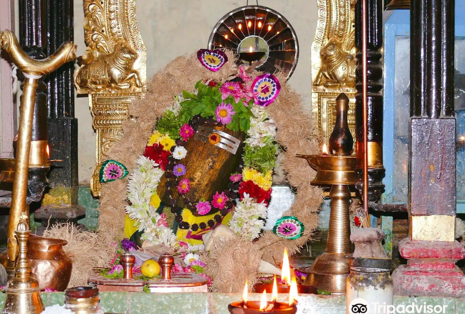 Hotels near Arulmigu Chathuragiri Sundara Mahalingam Temple
