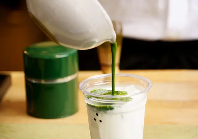 Tea Ceremony Experiences in Osaka