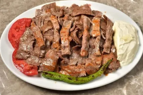 Iskender Tarihi Ahsap Dukkan