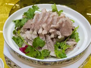 ร้านอาหารรสชาติท้องถิ่น20ยอดนิยมในฮูฮอต