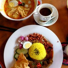 Calanthe Art Cafe User Photo