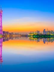 Guangzhou Tower Pier Night Tour