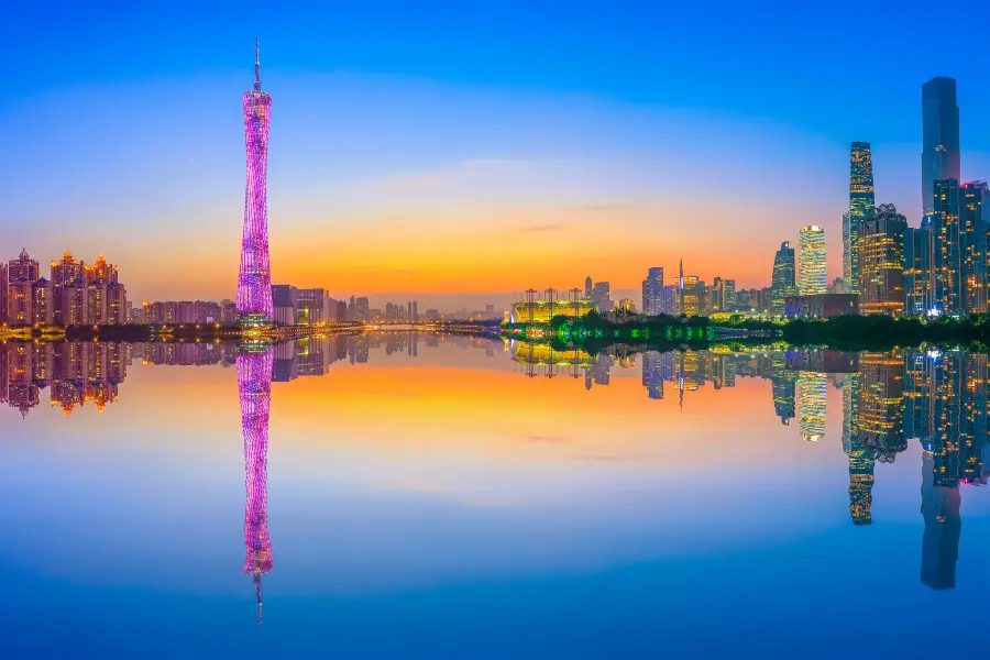 Guangzhou Tower Pier Night Tour