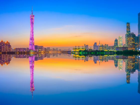 Guangzhou Tower Pier Night Tour