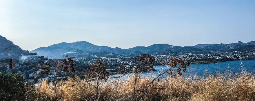 Tenpaizan Historical Nature Park