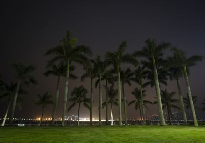 Kahala Beach