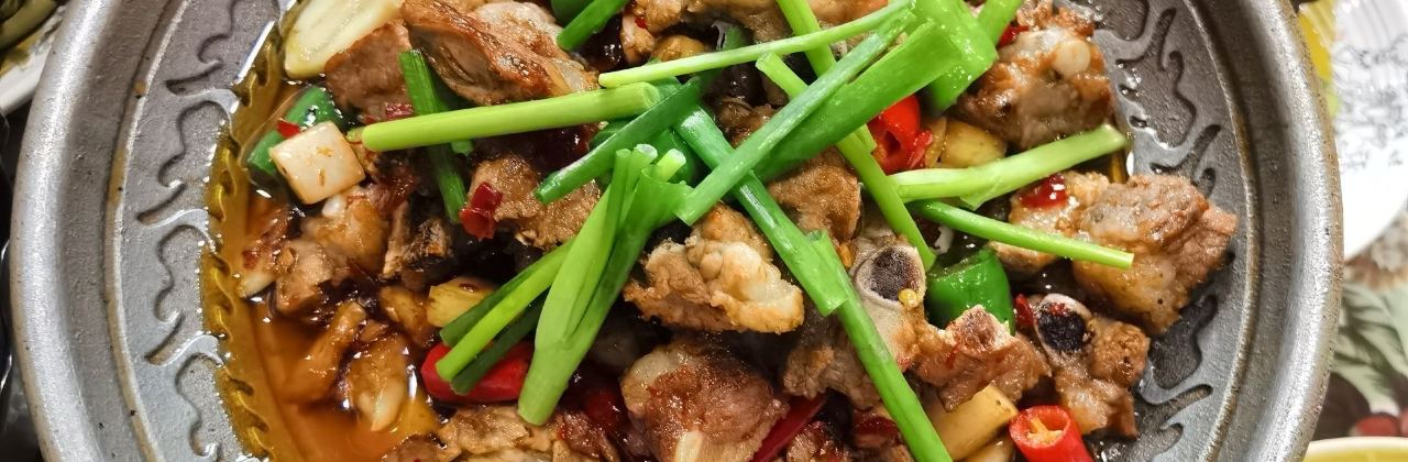 YI JIA YI NONG GU LE