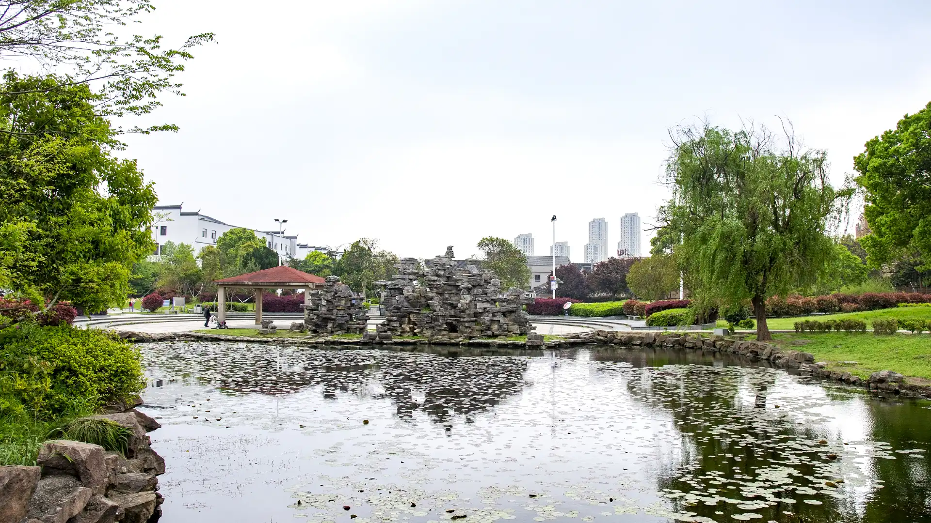 Hotels near Zhangqi Park