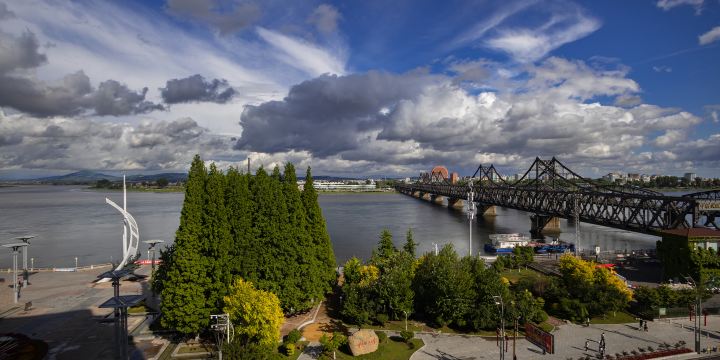 Yalu River Park