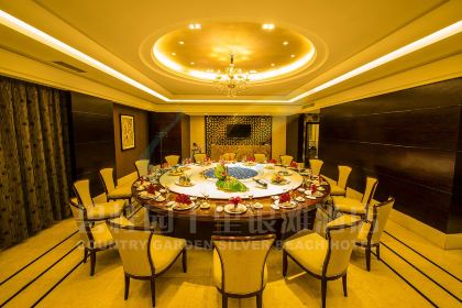 Biguiyuanshiliyintanjiudian·fenghuangxuanzhong Restaurant