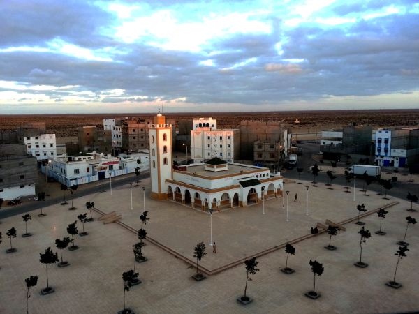 Banjul to Laayoune flight