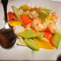 RED MANSIONS User Photo