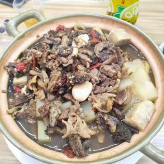 鼎好吃牛杂煲 User Photo