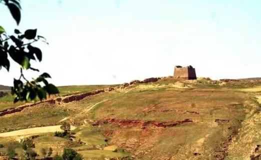 Ming Dynasty Great Wall of Qingshui River Region