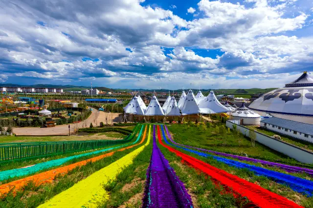 Grass Skiing in Chengde