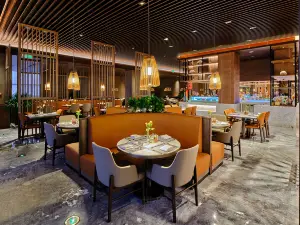 南昆山慕思嘉华温泉酒店·峰景西餐厅