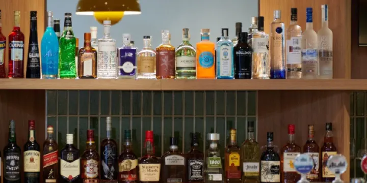 The Statesman Hotel - Policy Dining