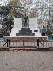 José C. Paz - Plaza Belgrano.