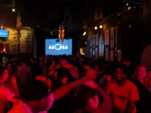 Madrone Art Bar