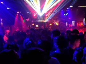 Raven Bar