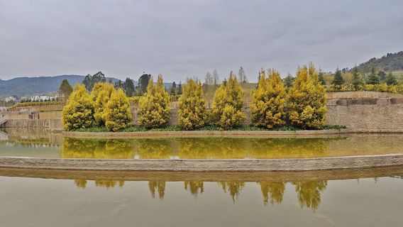 Jinping Mountain - Colorful Cloud Pool
