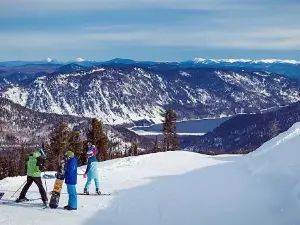 Teletskiy Gornolyzhnyy Kurort