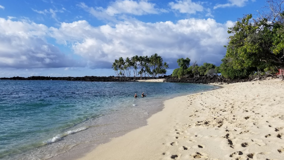 Kekaha Kai State Beach