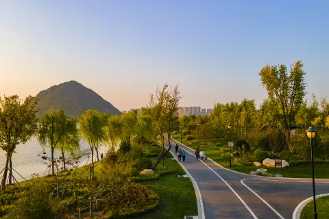 Ji'nan Huashan Mountain