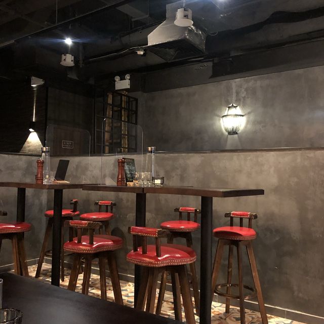 尖東情調十足，高質西班牙餐廳