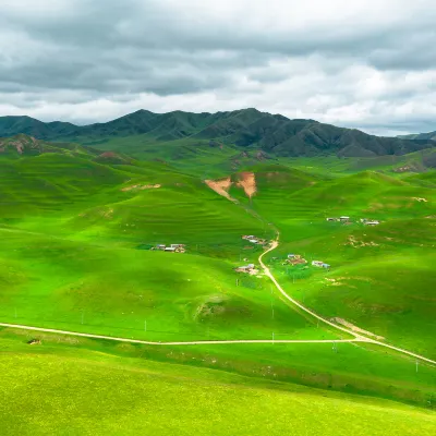 Pet Friendly Hotels in Xiahe