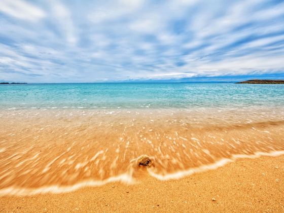 Tokashiku Beach