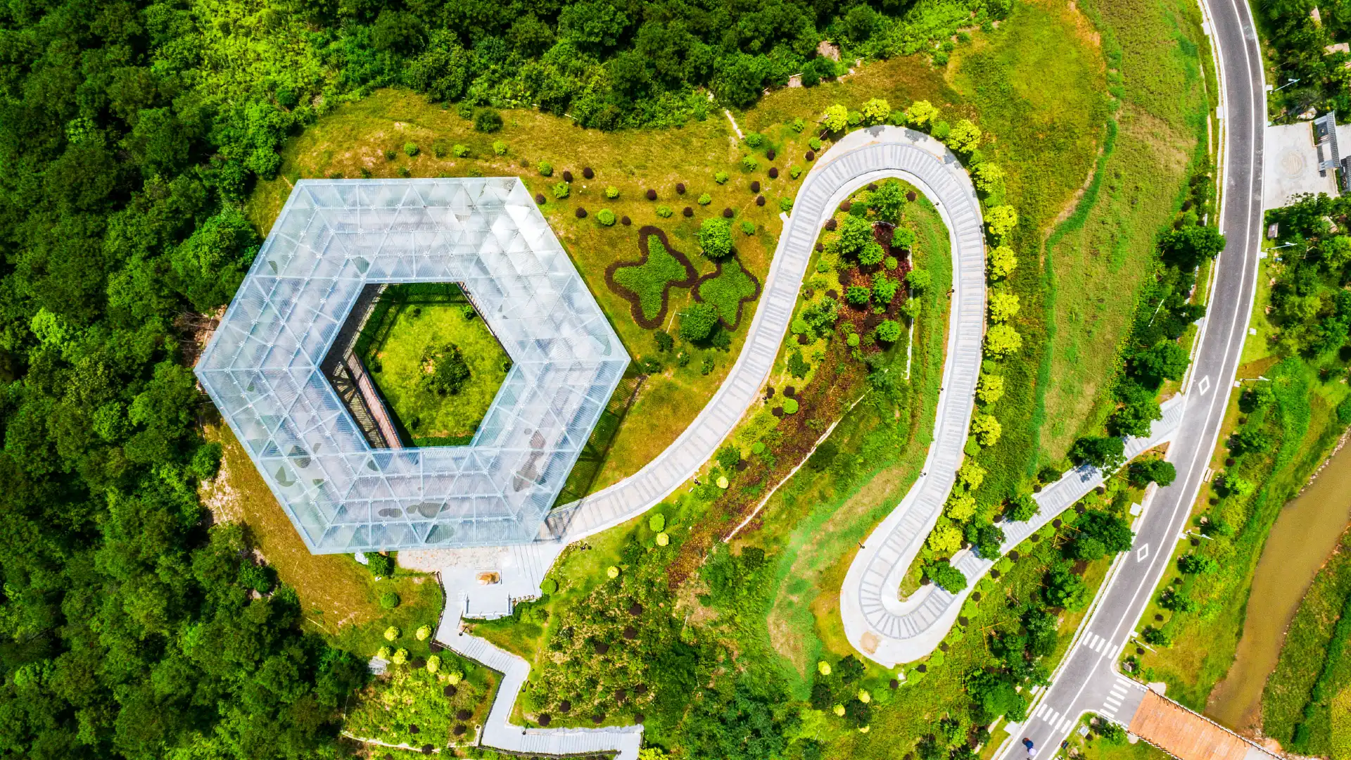 Hotels near Qinzhou Garden Expo Park