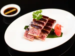 XIANG YUE
