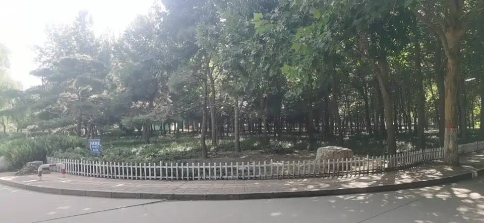 公僕林