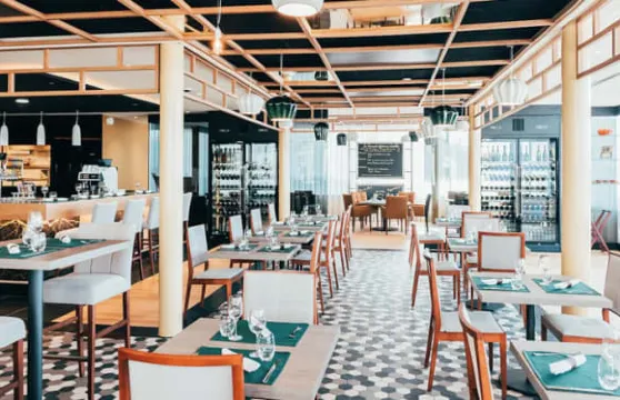 Les Cocottes de Christian Constant Porte de Geneve