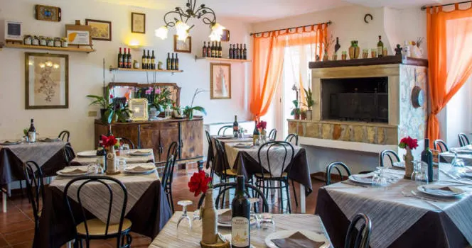 Ristorante dell'Agriturismo Il Casale delle Ginestre